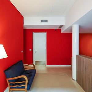 Uitgebreide Kamer met een King Size Bed